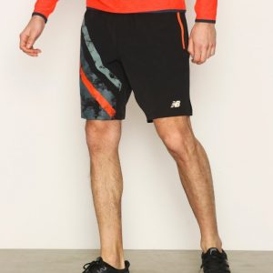 New Balance Max Intensity Short Treenishortsit Musta Print